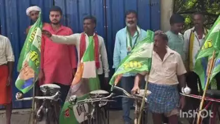 मनेर: सराय गांव में जदयू नेताओं ने मतदाता जागरूकता अभियान के लिए साइकिल रैली निकाली