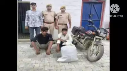 खण्डार: खंडार खाना खंडार के द्वारा अवैध देसी शराब के 96 पब्बे किए गए ज़ब्त, घटना में प्रयुक्त मोटरसाइकिल भी की गई ज़ब्त