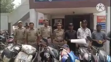 संभल: धुरेटा बबैना की ओर जाने वाले रास्ते पर भट्टे के पीछे से कियाजुआ खेलते हुए चार लोगों को पुलिस ने किया गिरफ्तार