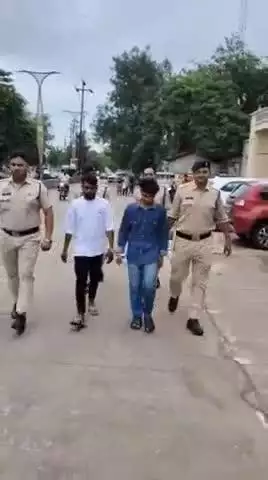 रायपुर: देवेन्द्र नगर थाना क्षेत्र में मारपीट की घटना में शामिल 2 आरोपियों को किया गया गिरफ्तार