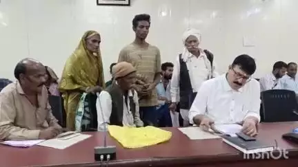 रायसेन: 80 साल पुराने कब्जे को लेकर कलेक्टर को दिया आवेदन