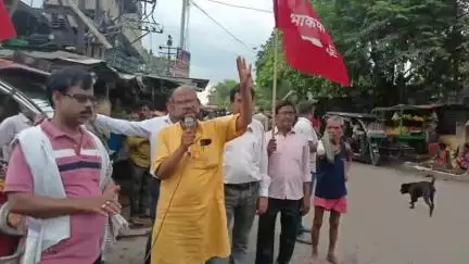 बाघमारा/कतरास: मजदूर संघर्ष संदेश यात्रा को लेकर कतरास में नुक्कड़ नाटक का आयोजन किया गया