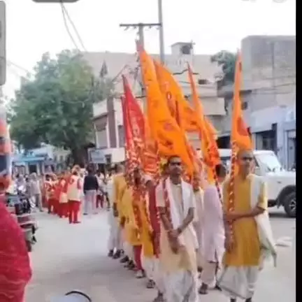 भादरा: भादरा में दुर्लभ सत्संग आयोजन को लेकर श्रद्धालु महिलाओं ने निकाली कलश यात्रा