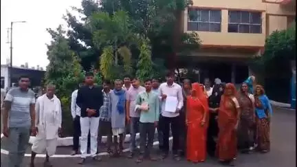 राजगढ़: पेट्रोल पंप पर पैसे के विवाद में पुलिस द्वारा कार्रवाई न करने पर पीड़ित ने DM-SP से की शिकायत