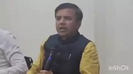भाटपार रानी: देवरिया क्लब में आयोजित हुआ युवा संवाद सांसद कार्यक्रम, सामाजिक और आर्थिक विकास में युवाओं की भूमिका महत्वपूर्ण: शशांक