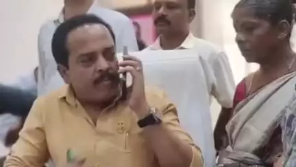 ಪುತ್ತೂರು: ಬಡ ಮಹಿಳೆಗೆ ಅನ್ಯಾಯ, ಪುತ್ತೂರಲ್ಲಿ ಅಧಿಕಾರಿಗಳಿಗೆ ಶಾಸಕ ಅಶೋಕ್ ಕುಮಾರ್ ರೈ ತರಾಟೆ