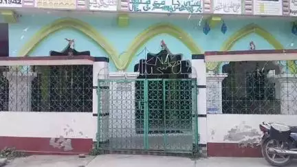 মাদারিহাট: মহরমের মেলায় মনোজ টিগ্গাকে ডাকায় মঙ্গলবার বীরপাড়ায় গোষ্ঠীকোন্দল মুসলিম সমাজে