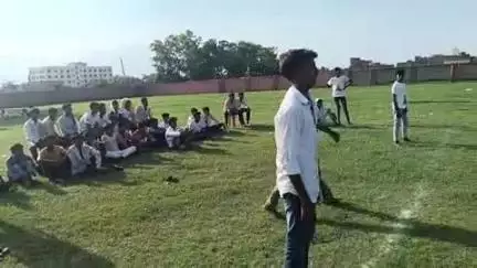 राजपुर: तियरा प्लस टू उच्च विद्यालय में प्रखंड स्तरीय मशाल खेलकूद प्रतियोगिता, कई छात्र-छात्राएं बने विजेता