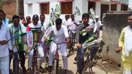 सूर्यपुरा: सूर्यपुरा में जदयू कार्यकर्ताओं ने मतदाता जागरूकता के तहत निकाली साइकिल रैली