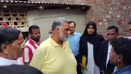पूर्णिया पूर्व: टेटगामा गांव पहुंचे सांसद पप्पू यादव ने न्याय का दिलाया भरोसा