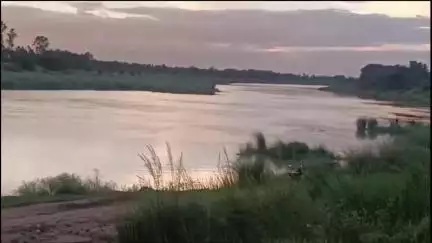 মঙ্গলকোট: কয়েকদিনের একটানা বৃষ্টির জেরে অজয় নদে বৃদ্ধি পেয়েছে জলস্তর, দুঃশ্চিন্তায় মঙ্গলকোট ও আউশগ্রামের বাসিন্দারা
