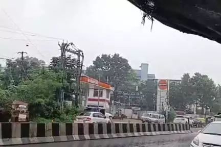 कांके: रांची समेत झारखंड के कई इलाकों में हो रही भारी बारिश, दस जिलों में अलर्ट जारी
