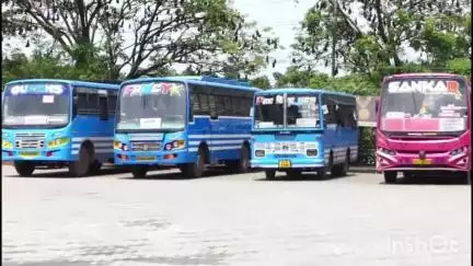പാലക്കാട്: യാത്രക്കാരെ പെരുവഴിയിലാക്കി ജില്ലയിൽ സ്വകാര്യ ബസ് സമരം, അധിക സർവീസ് നടത്തി കെ.എസ്.ആ‌ർ.ടി.സി