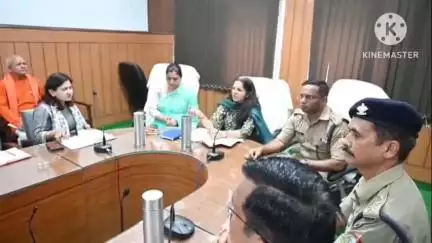 टिहरी: जिलाधिकारी ने मुनिकीरेती कावड़ यात्रा को सकुशल संपन्न कराने के लिए सभी व्यवस्थाएं समय पर पूर्ण करने के दिए निर्देश