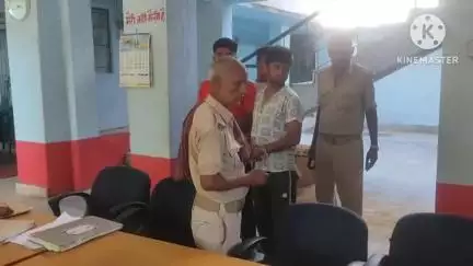 चंडी: माधोपुर व रामघाट से देशी कट्टा व शराब के साथ गिरफ्तार तीन युवक न्यायालय में पेश