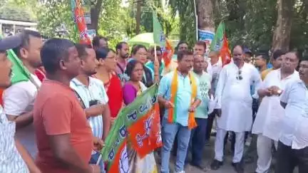 মাদারিহাট: নানা দাবিতে মঙ্গলবার মাদারিহাটের বিডিওকে স্মারকলিপি দিল বিজেপি #jansamasya