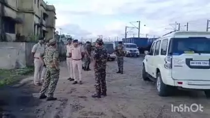 बालूमाथ: पलामू के आईजी और डीआईजी ने फुलबसिया घटनास्थल व बालूमाथ एसडीपीओ कार्यालय का निरीक्षण किया, आवश्यक निर्देश दिए
