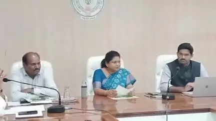 భీమవరం: ప్రధానమంత్రి ఫసల్ బీమా యోజనను రైతులు తప్పనిసరిగా వినియోగించుకోవాలి : కలెక్టర్ నాగరాణి
