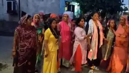 पाली: अवानच्छीत गतिविधि के विरुद्ध शहीद भगतसिंह कॉलोनी के लोगों मे फूटा गुस्सा, प्रदर्शन करपुलिस चौकी खोलने की मांग #jansamsya