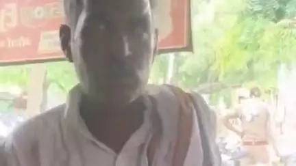 डलमऊ: भगवंतपुर चंदनिया गांव के बृजेश कुमार मौर्य ने तीन लोगों पर पुरानी रंजिश के चलते गाली-गलौज और मारपीट करने का लगाया आरोप