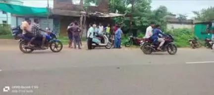 ଖୋର୍ଦ୍ଧା: ବେଗୁନିଆ ବ୍ଲକ ସମ୍ମୁଖରେ ବାଇକ୍ ସ୍କୁଟି ମୁହାଁମୁହିଁ ଧକ୍କା ୨ ଗୁରୁତର