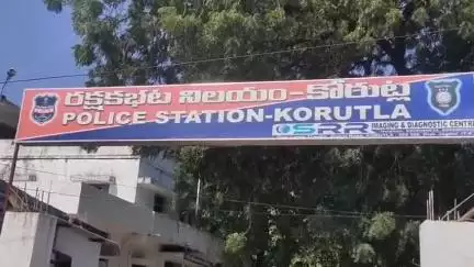 కోరుట్ల: పట్టణంలో చిన్నారి హత్య కేసును ఛేదించిన పోలీసులు, చిన్నమ్మనే హత్య చేసినట్లు గుర్తించి, నిందితురాలిని జైలుకు తరలింపు
