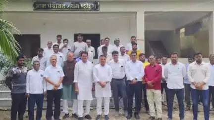 ભરૂચ: જિલ્લા કોંગ્રેસ પ્રતિનિધિ મંડળે કડોદરા ગામે મનરેગા કૌભાંડ પકડું હોવાનો દાવો કરતા ખળભળાટ મચી જવા પામ્યો છે.