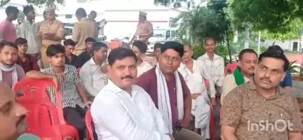 संडीला: कछौना कोतवाली में पीस कमेटी की बैठक में कांवड़ यात्रा को लेकर डीजे संचालकों को दिए गए निर्देश