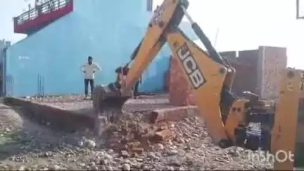 विकासनगर: सेलाकुई में श्मशान घाट की भूमि से अवैध कब्जा हटाया गया