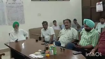 बाजपुर: पिछले सत्र का बकाया गन्ना भुगतान समेत विभिन्न समस्याओं को लेकर किसानों में रोष,#jansamasya