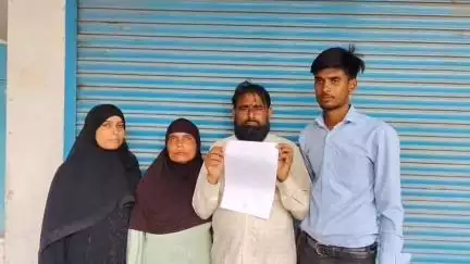 बस्ती: डीआईजी से बेटे के हत्यारोपियों की गिरफ्तारी की मांग की गई