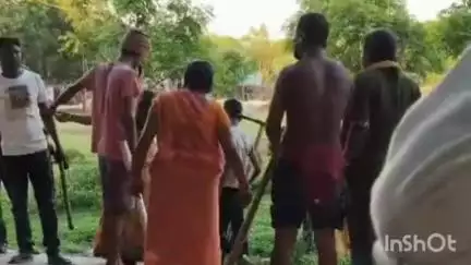 किशनगंज: किशनगंज के महिनगांव बस्ती में आपसी विवाद में मारपीट, एक युवक बुरी तरह घायल