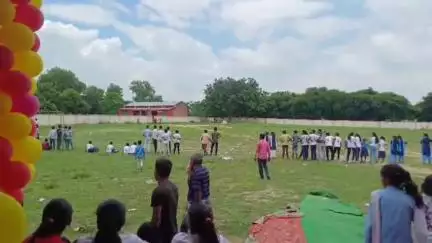 गुरुआ: गुरुआ ढिवरा में मशाल खेल प्रतियोगिता का समापन, प्रतिभागी छात्र हुए सम्मानित