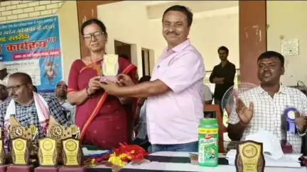 गायघाट: जारंग हाईस्कूल में मशाल कार्यक्रम सम्पन्न, विजेता व उपविजेता हुए सम्मानित