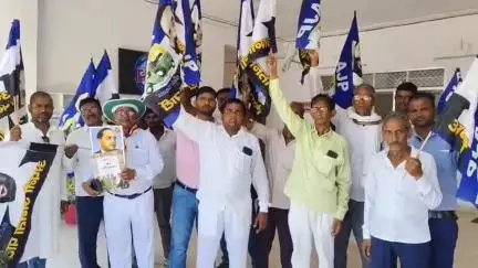 बस्ती: विद्यालयों के मर्जर के विरोध में राज्यपाल को भेजा 5 सूत्रीय ज्ञापन