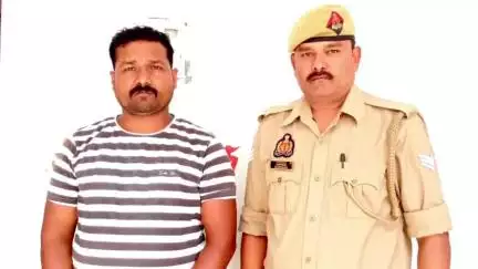 ओबरा: चोपन पुलिस ने फेसबुक पर बाबा साहब डॉ भीमराव अंबेडकर पर अमर्यादित पोस्ट शेयर करने वाले अभियुक्त को किया गिरफ्तार