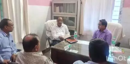 रानीश्वर: सीएचसी रानीश्वर में बीडीओ श्री राजेश कुमार सिन्हा की अध्यक्षता में अस्पताल प्रबंधन समिति की बैठक आयोजित हुई
