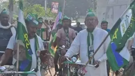 केसरिया: जदयू के राज्यव्यापी कार्यक्रम के तहत साइकिल रैली निकाली गई, मतदाता सूची पुनरीक्षण कार्य को लेकर