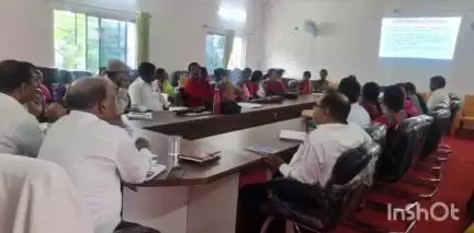 रानीश्वर: रानीश्वर प्रखंड सभागार में मतदाता सूची 2026 तैयार करने के लिए प्रशिक्षण कार्यक्रम आयोजित किया गया