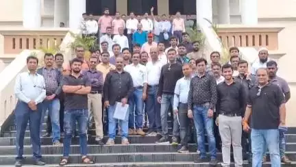अकोला: महाराष्ट्र राज्य विद्युत वितरण कंपनीकडून  १जुलै पासून नवीन वीजदर लागू, अकोला जिल्हाधिकाऱ्यांना निवेदन