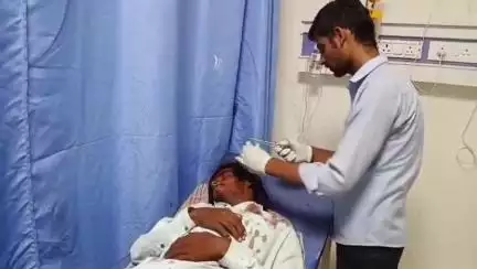 सिवान: सरैया में बदमाशों ने एक युवक को मारपीट कर मोबाइल छीना, युवक सदर अस्पताल में भर्ती