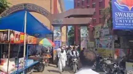 गोला: बड़हलगंज के महादेवा निवासी अभियुक्त को दहेज के लिए प्रताड़ित करने व दुष्कर्म प्रयास के जुर्म में 5 वर्ष की सजा
