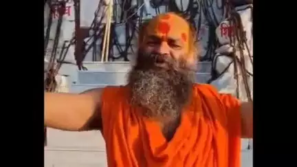 गौरीगंज: गौरीगंज स्थित डाकखाना के सामने हनुमान मंदिर पर पूजा-अर्चना ना होने से नाराज मोनी महाराज ने भक्तों का किया आवाहन