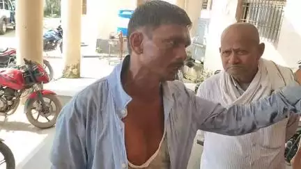 बेलागंज: प्रखंड परिसर में जमीनी विवाद को लेकर दो पक्षों में जमकर हुई मारपीट, मामला पहुंचा थाने