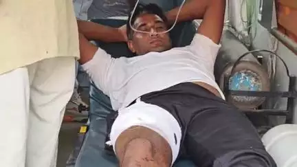 सहारनपुर: सहारनपुर के घाटमपुर में स्मैक बेचने से रोकने पर युवक को नशा तस्करों ने मारी गोली, गंभीर हालत में जिला अस्पताल में भर्ती