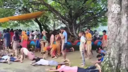 ঝালদা ২: গ্রাম দেবতার পূজোকে কেন্দ্র করে  পুণ্যার্থীদের ও সাধারণ মানুষের ঢল নামলো বাসুদেবপুর মা দ্বারবাসিনী মন্দির প্রাঙ্গণে
