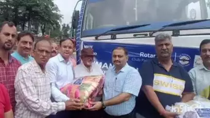 पालमपुर: रोटरी क्लब पालमपुर ने मंडी जिला के थुनाग क्षेत्र में आई त्रासदी के बीच भेजी राहत सामग्री