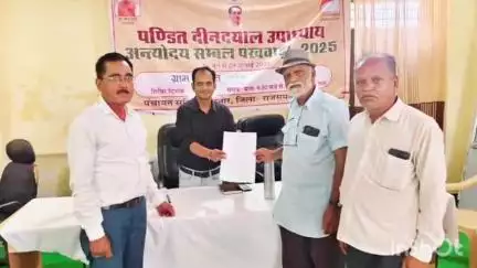 खमनोर: झालो की मदार में पंडित दीनदयाल उपाध्याय अंत्योदय संबल पखवाड़ा: भूमि विवाद सुलझा, शिविर बना भाइयों के बीच सहमति का सेतु