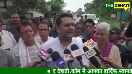 डीएपी खाद की किल्लत पर फूटा किसानों का गुस्सा,किसानों ने धनागर मार्ग किया जाम,समर्थन देने पहुंचे विधायक उमेश पटेल