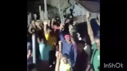 মানিকচক: ৬ দিন ধরে দেহ আটকে কেদারটোলা এলাকার মৃত ছাত্রের পরিবার, দেহ পাহারা দিতে রাতে একত্রিত গ্রামবাসী